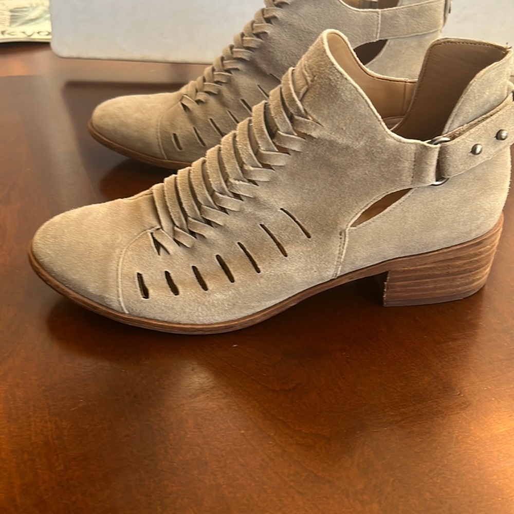 Sam Edelman lazer cutout suede heeled booties. - Picture 3 of 8
